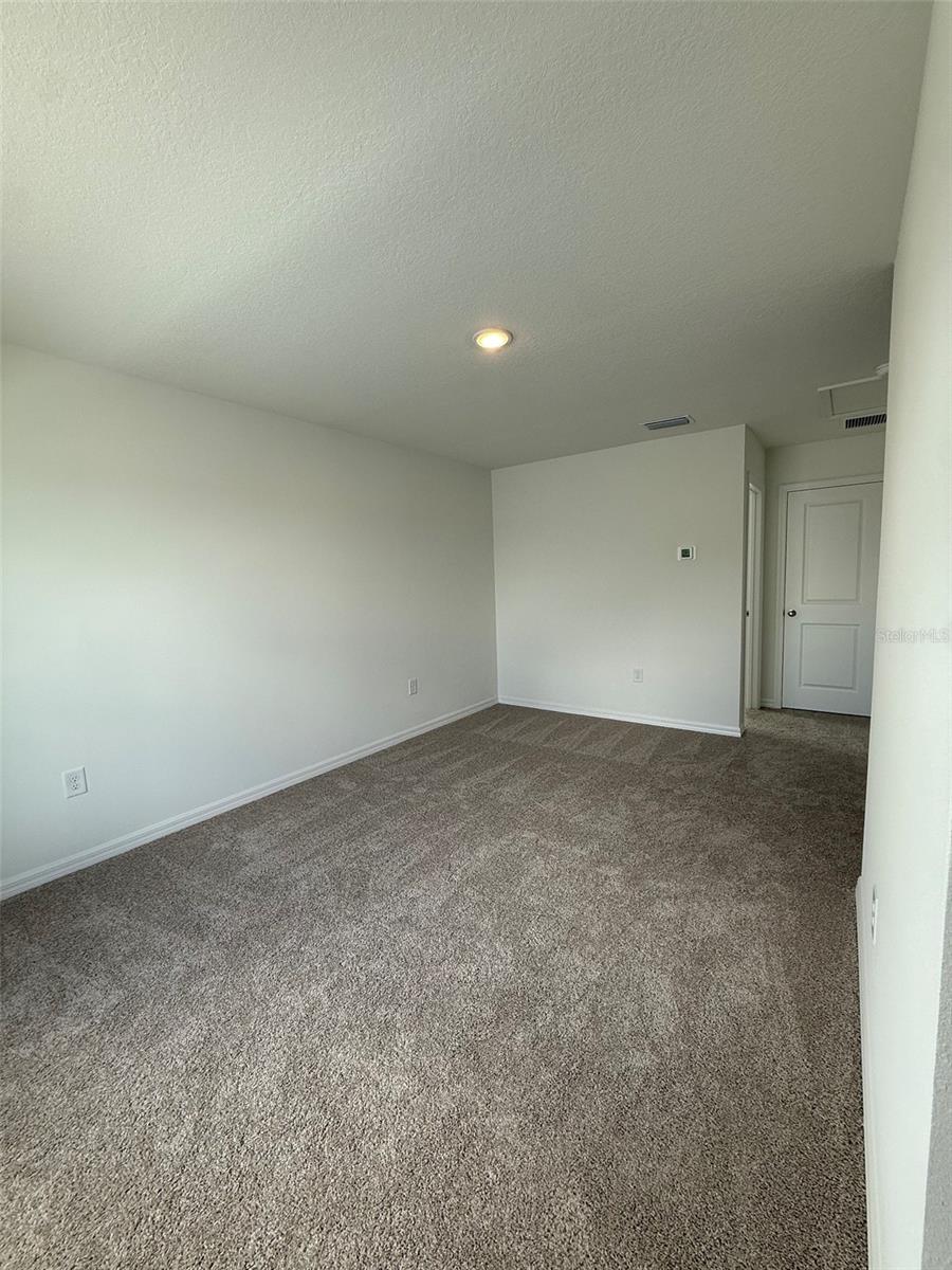 BROADLEAF - Residential