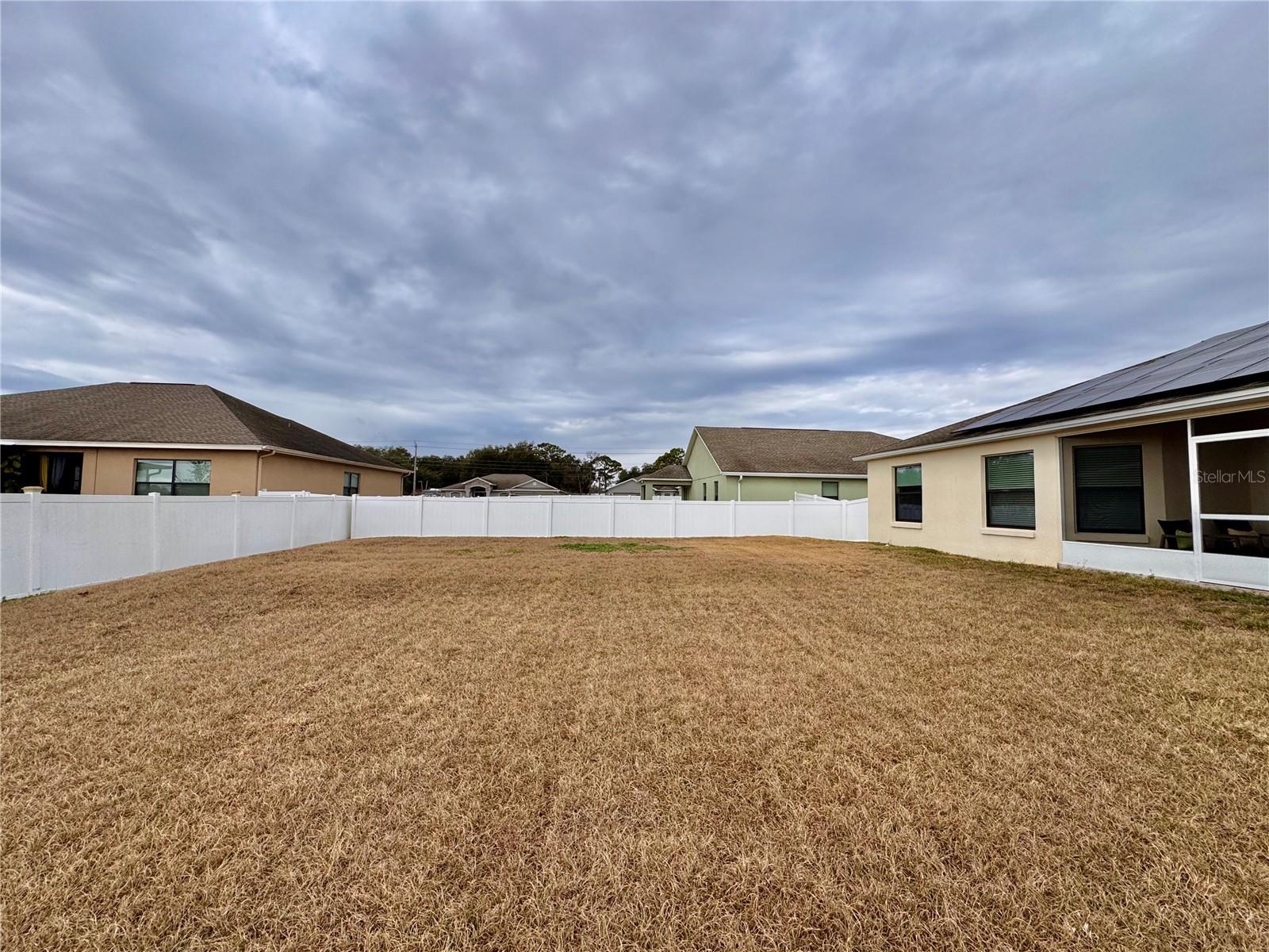 2962 CREEKS CROSSING BOULEVARD