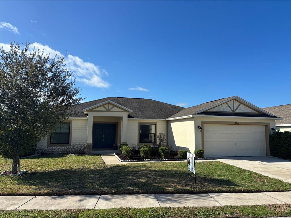 Photo of 2962 Creeks Crossing Boulevard, Lakeland, FL 33810 (MLS # TB8470787)