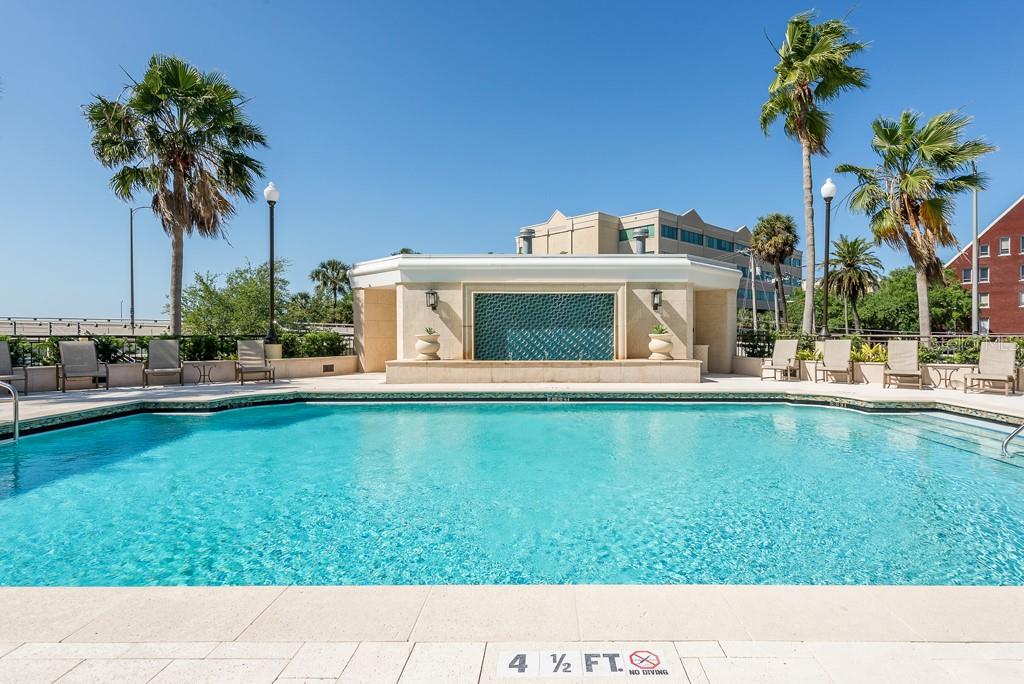 345 BAYSHORE A CONDO - Residential Lease