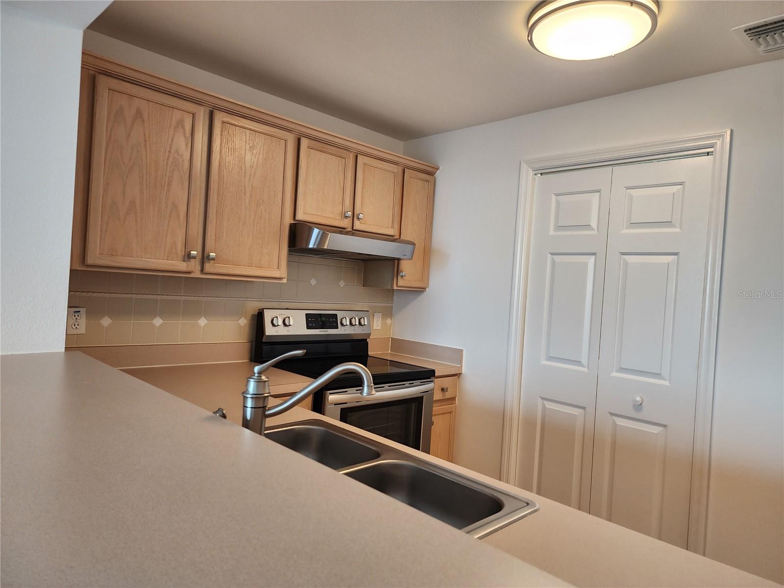 345 BAYSHORE A CONDO - Residential Lease