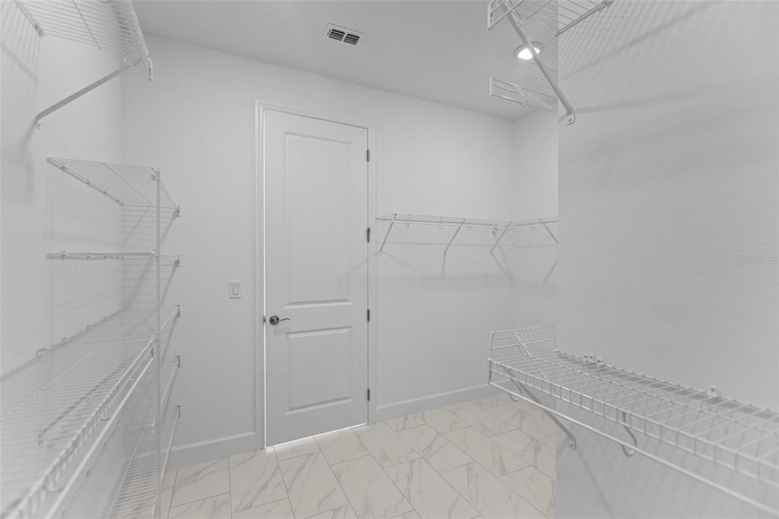 KH CW HAMMOCK OAKS LLC - Residential