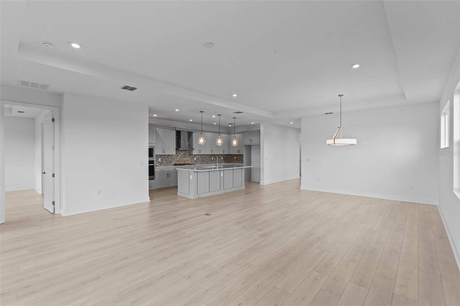 KH CW HAMMOCK OAKS LLC - Residential
