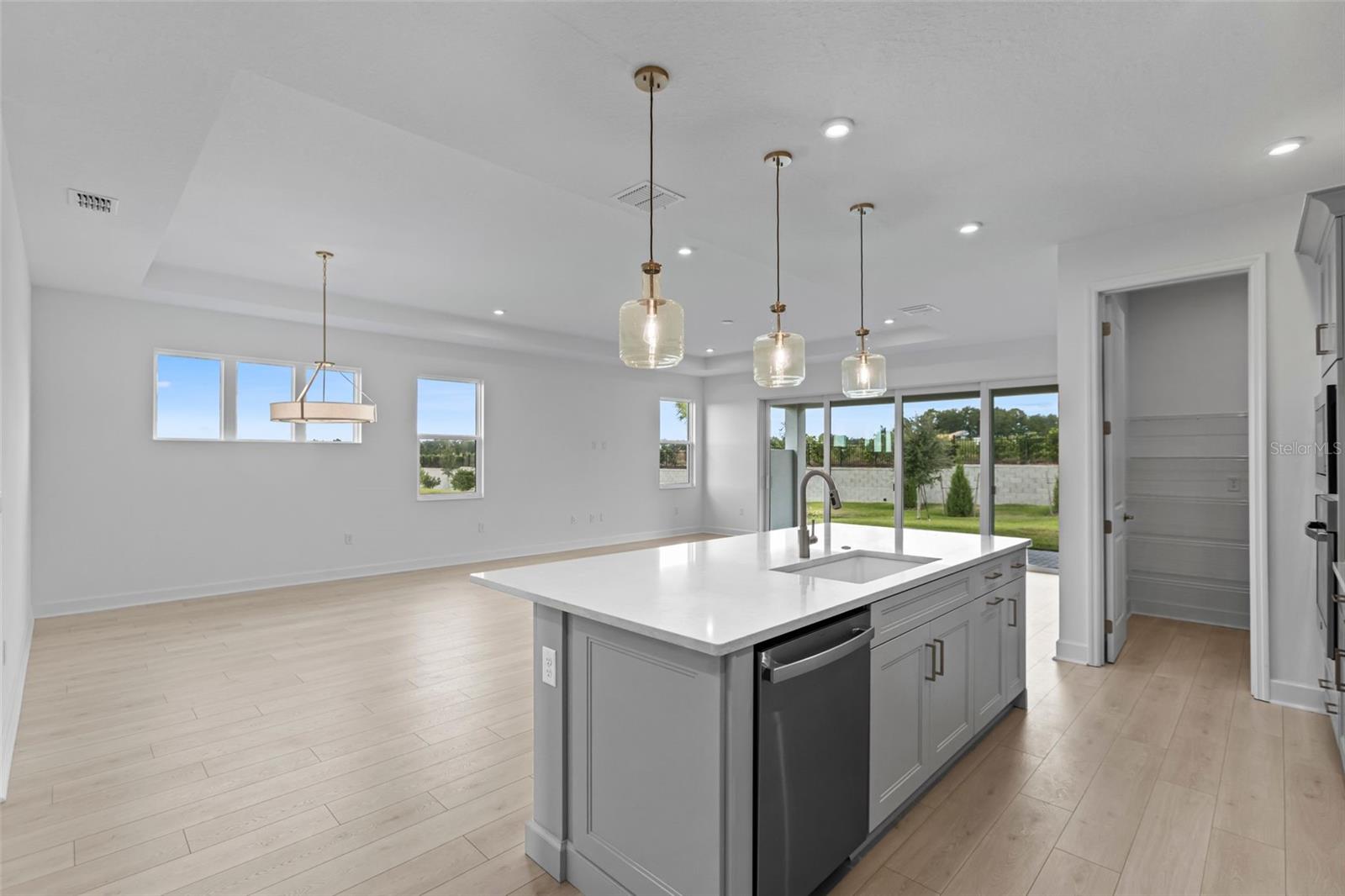 KH CW HAMMOCK OAKS LLC - Residential