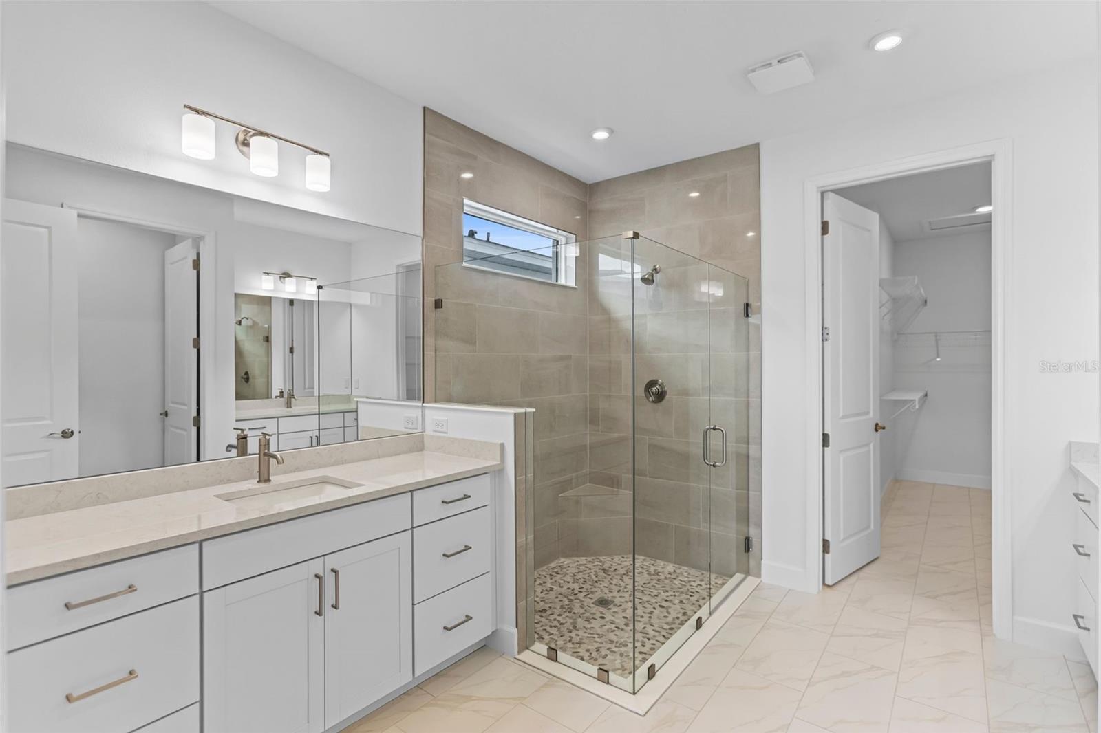 KH CW HAMMOCK OAKS LLC - Residential