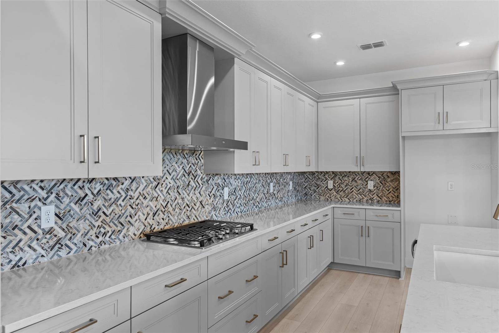 KH CW HAMMOCK OAKS LLC - Residential