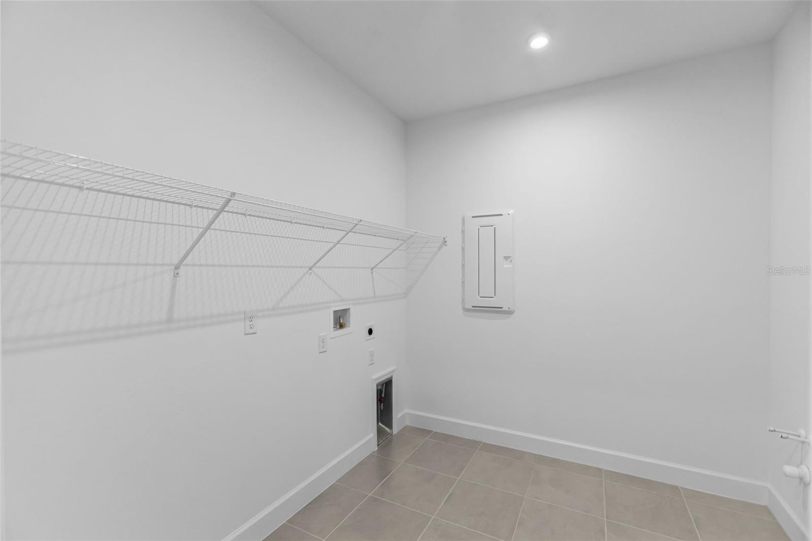 KH CW HAMMOCK OAKS LLC - Residential