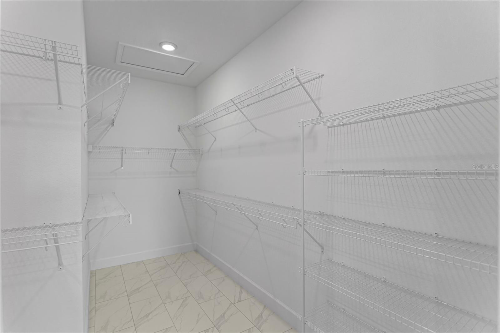 KH CW HAMMOCK OAKS LLC - Residential