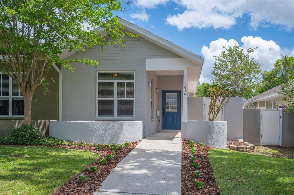 Photo of 1038 S Tennessee Avenue, Lakeland, FL 33803 (MLS # L4960963)