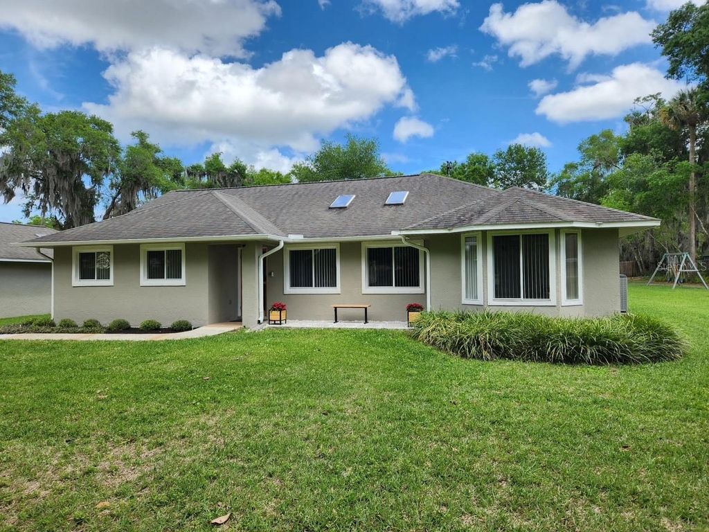Photo of 313 N Hill Avenue, Deland, FL 32724 (MLS # V4948107)