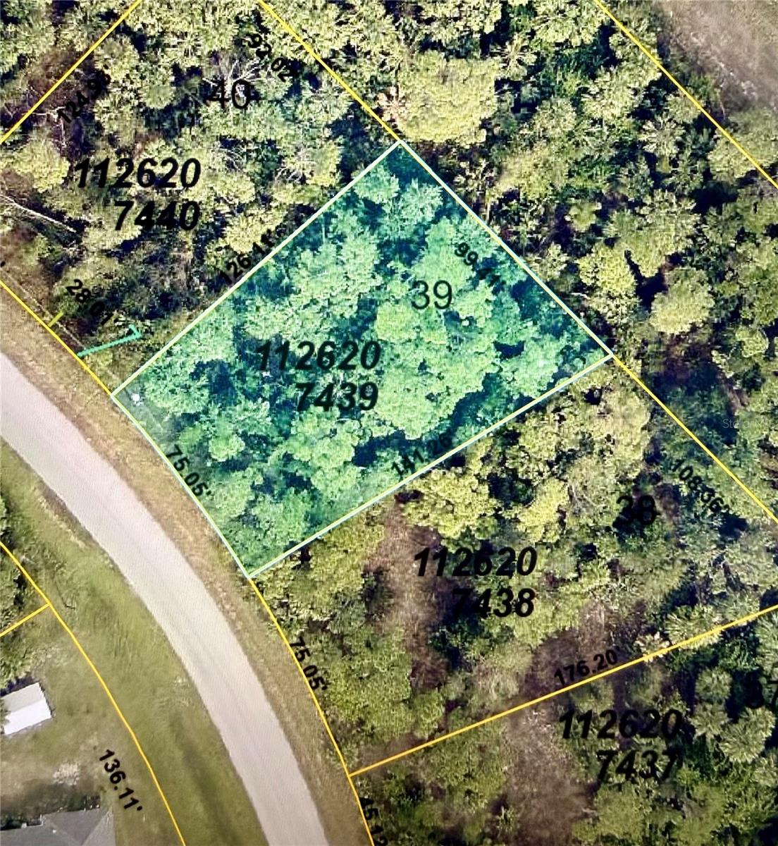 1126207439 BARCELONA DRIVE