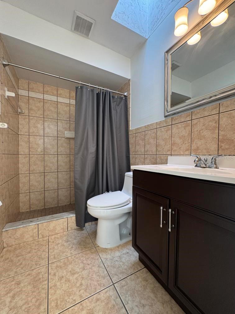 DELTONA LAKES UNIT 12 - Residential Lease