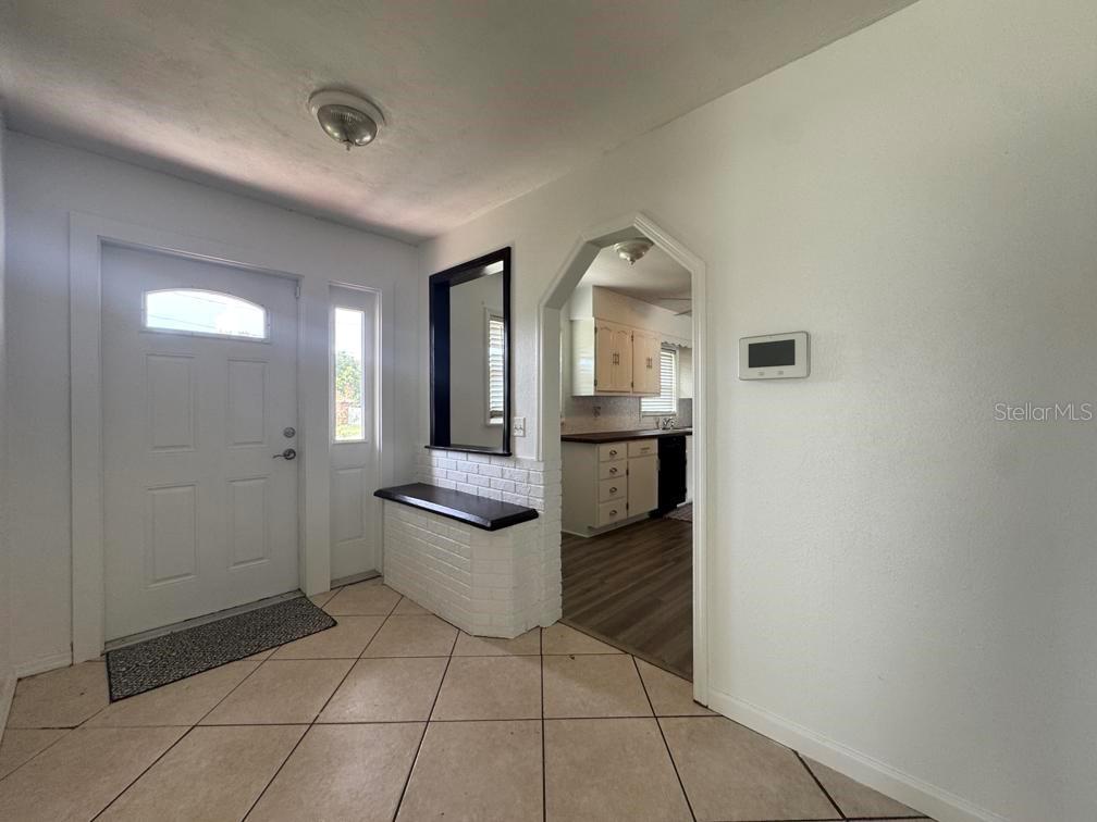 DELTONA LAKES UNIT 12 - Residential Lease