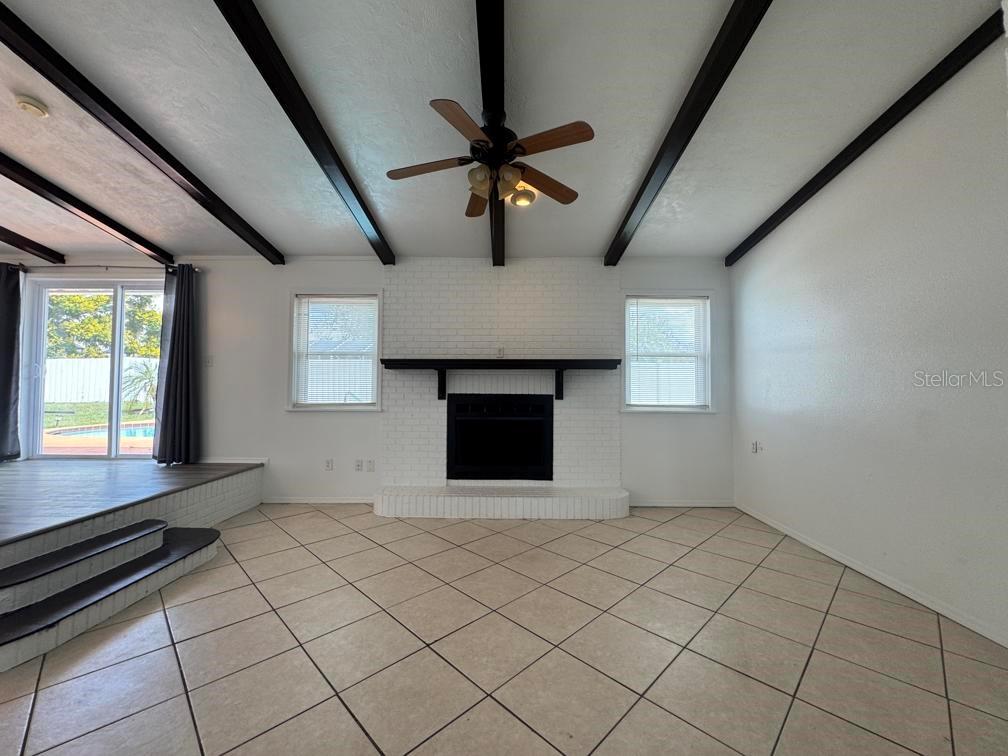 DELTONA LAKES UNIT 12 - Residential Lease