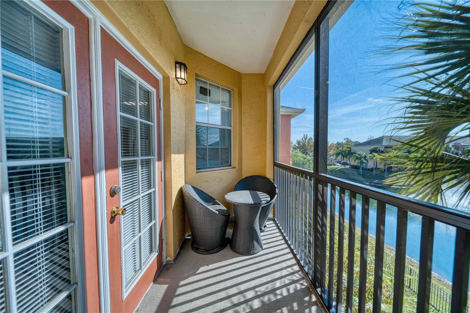 PALMS VILLA RESIDENCES CONDO - Residential Lease