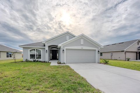Photo of 3242 NE 46th Avenue, Ocala, FL 34470 (MLS # OM712479)