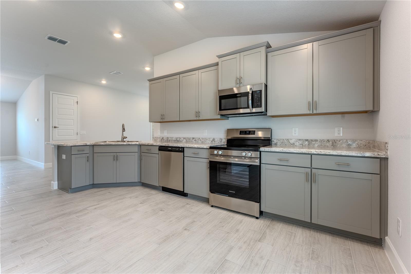 OAK HILL PLANTATION PH 2A - Residential