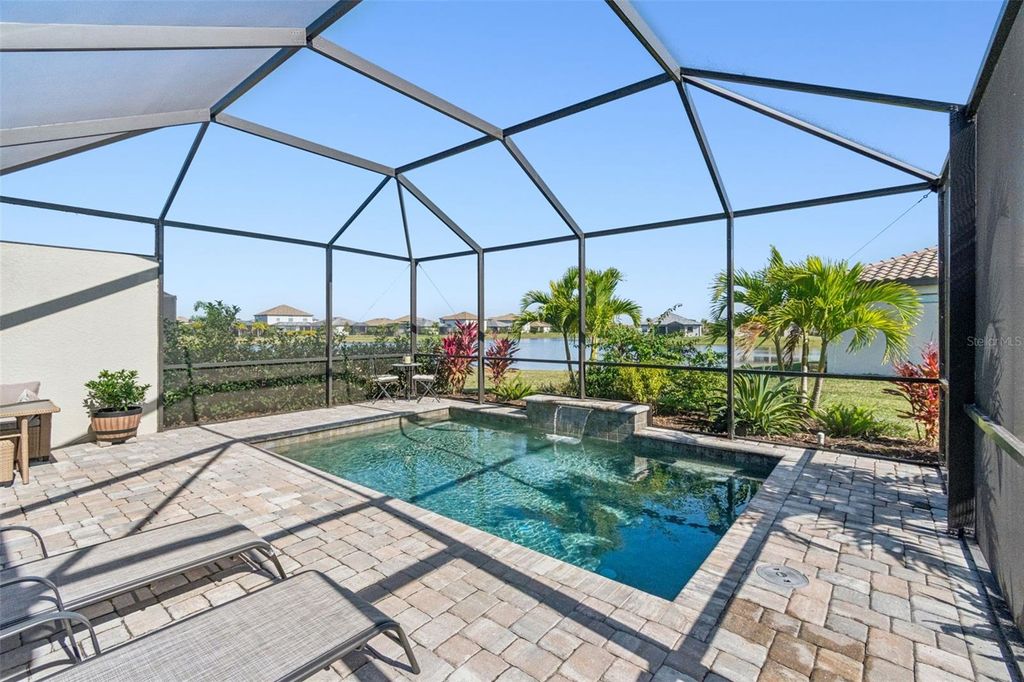 Photo of 5433 Mystic Water Cove, Bradenton, FL 34211 (MLS # A4677690)
