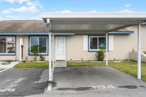 A home in WINTER HAVEN