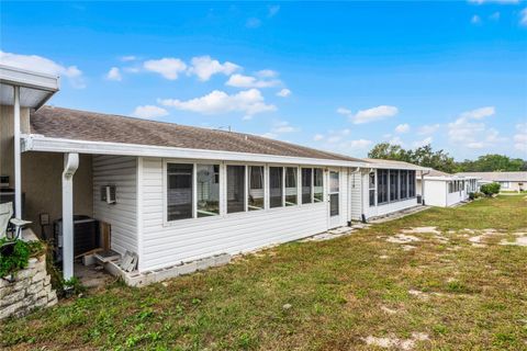 A home in WINTER HAVEN