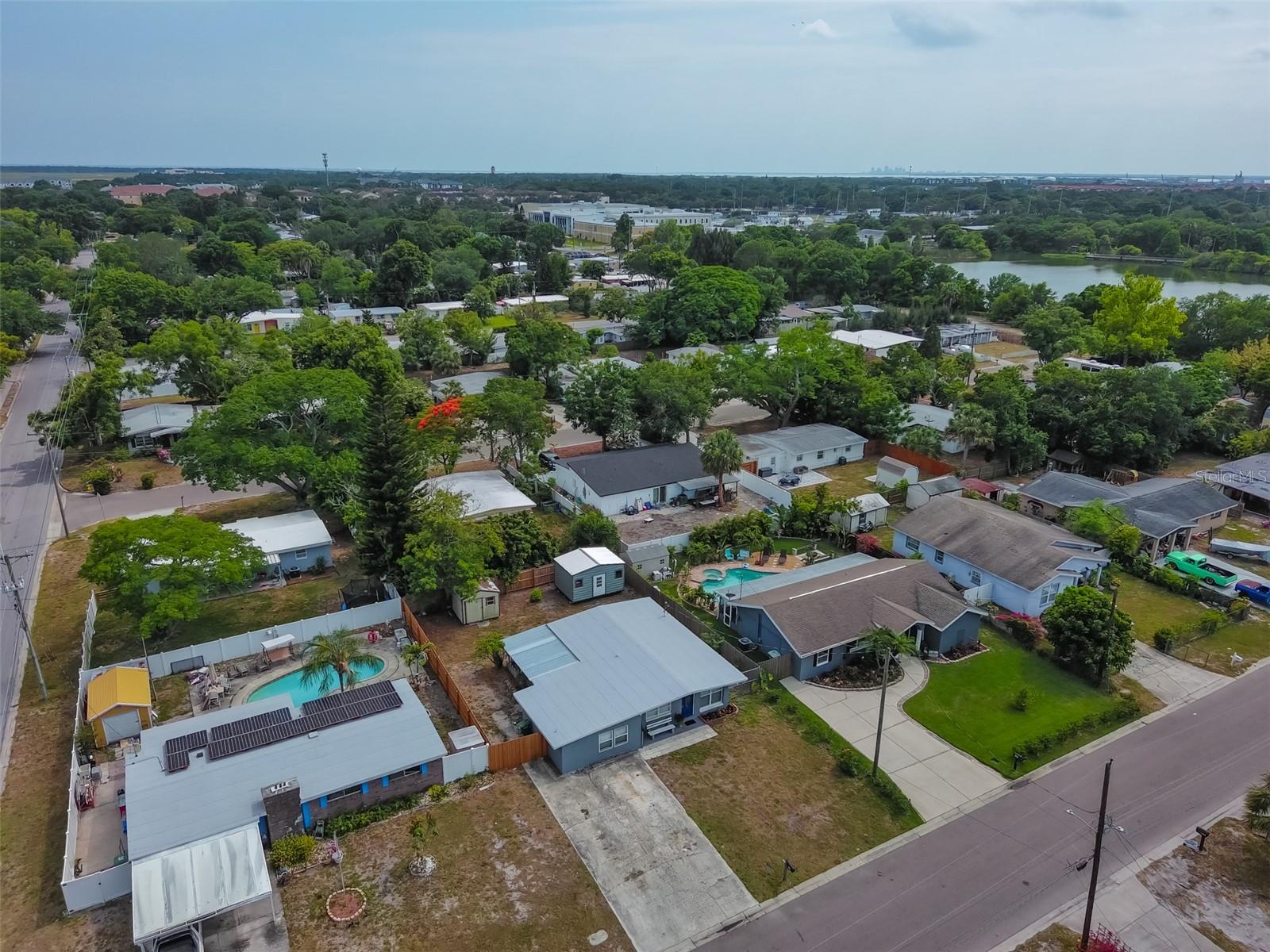 BAY BREEZE - Residential