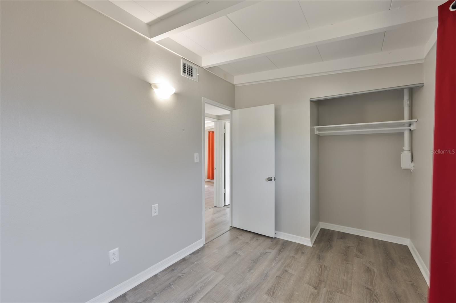 BAY BREEZE - Residential