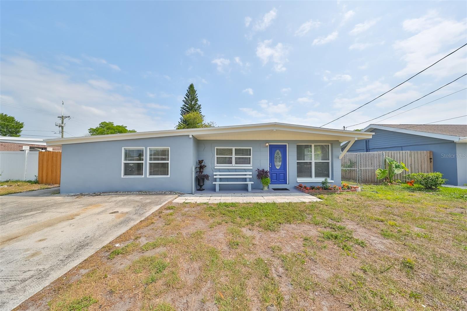 BAY BREEZE - Residential