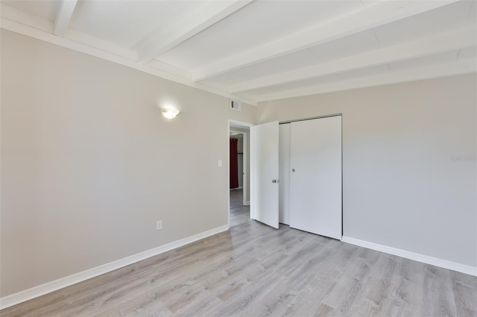 BAY BREEZE - Residential