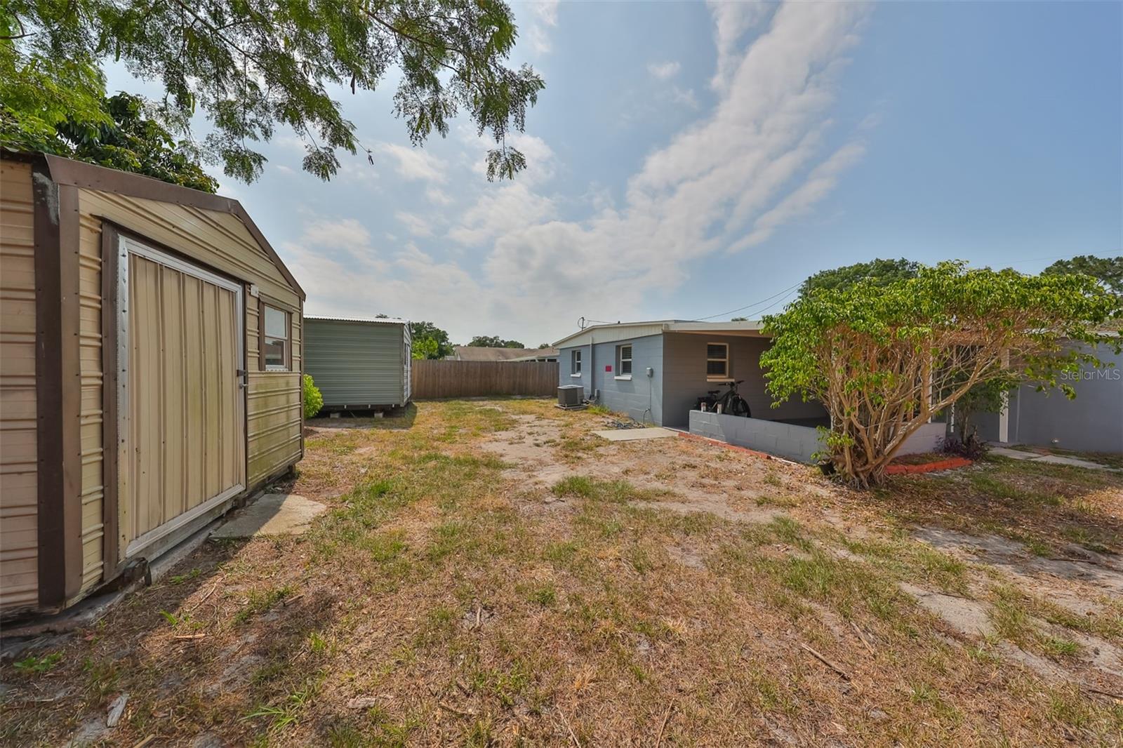 BAY BREEZE - Residential