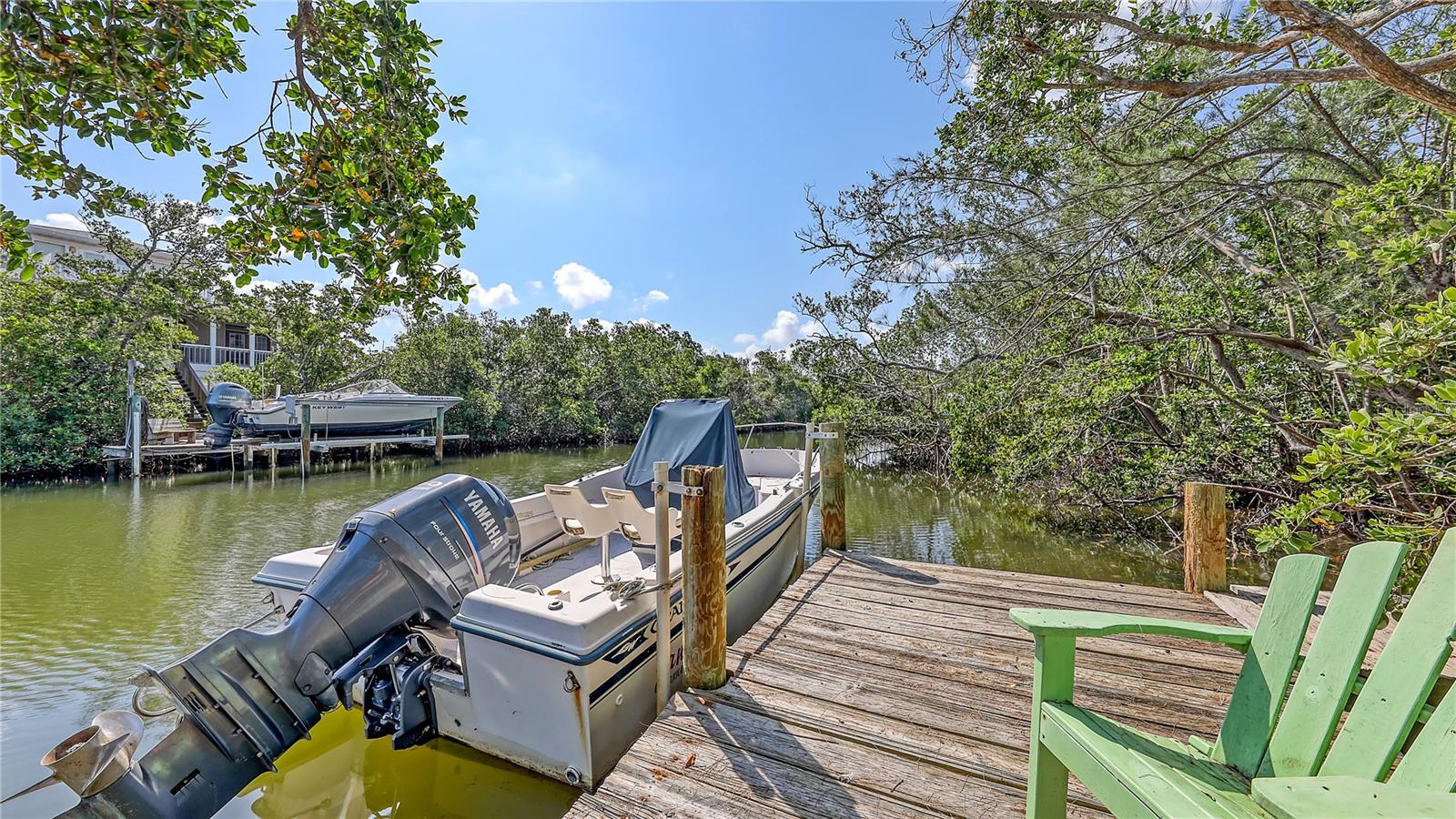 ISLAND CEDARS - Residential