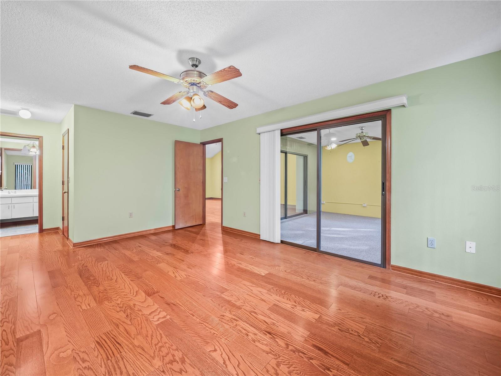 BLUFFS CHRISTINA 01 - Residential