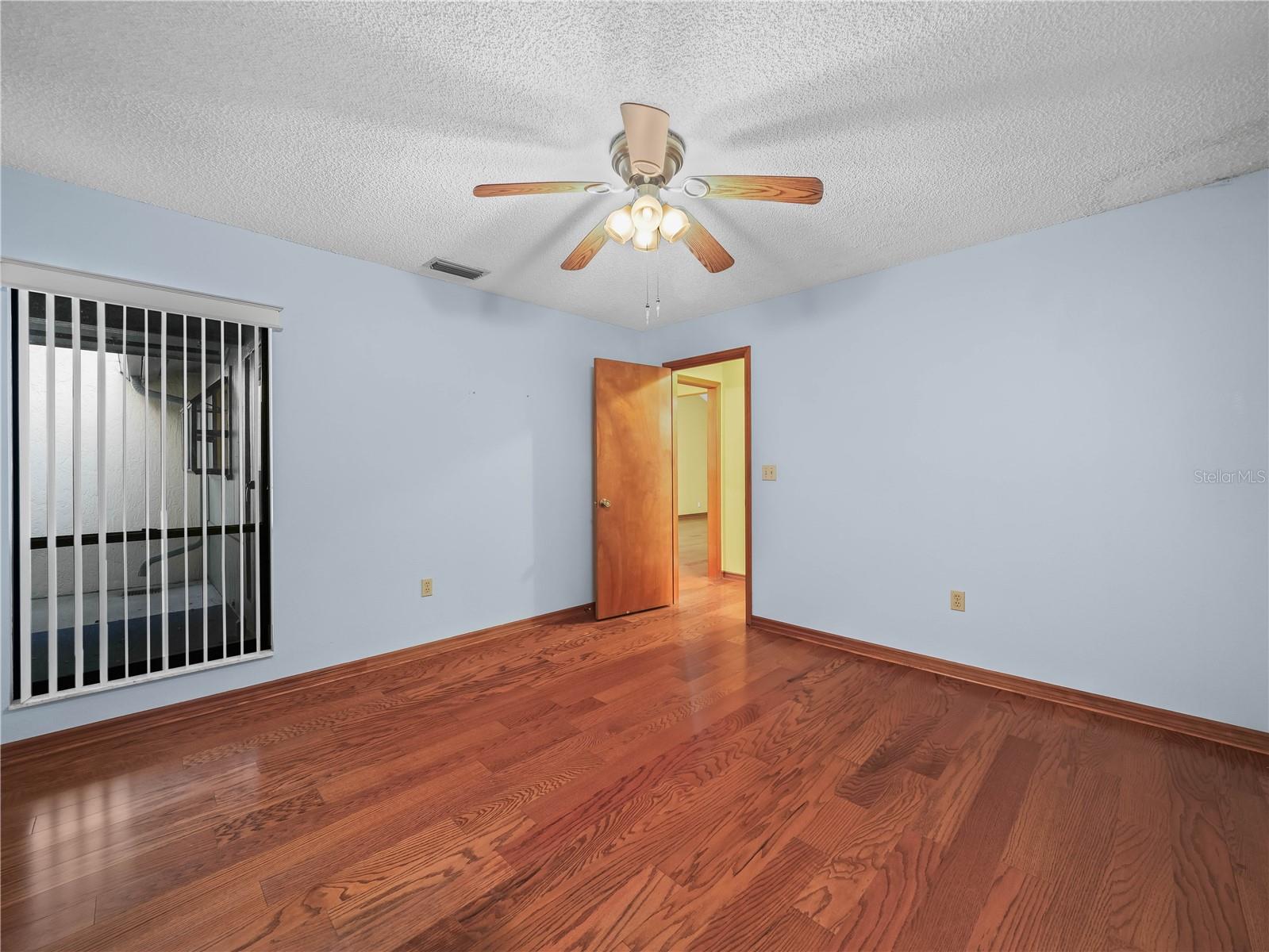 BLUFFS CHRISTINA 01 - Residential