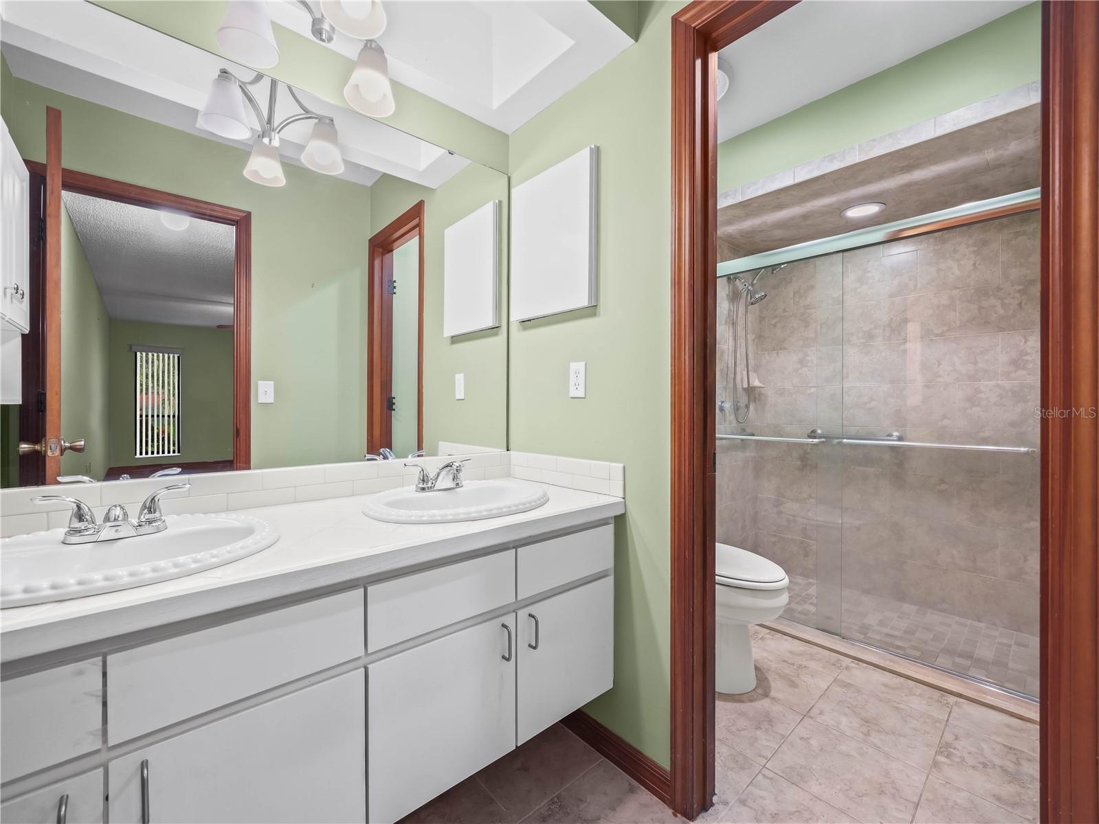 BLUFFS CHRISTINA 01 - Residential