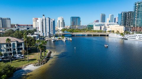 A home in TAMPA