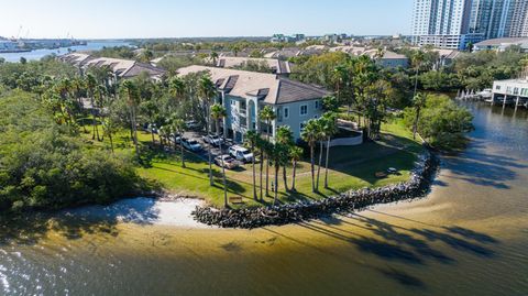 A home in TAMPA