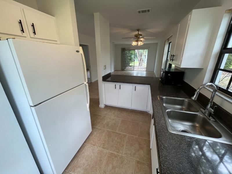 1438 SE LARKWOOD CIRCLE