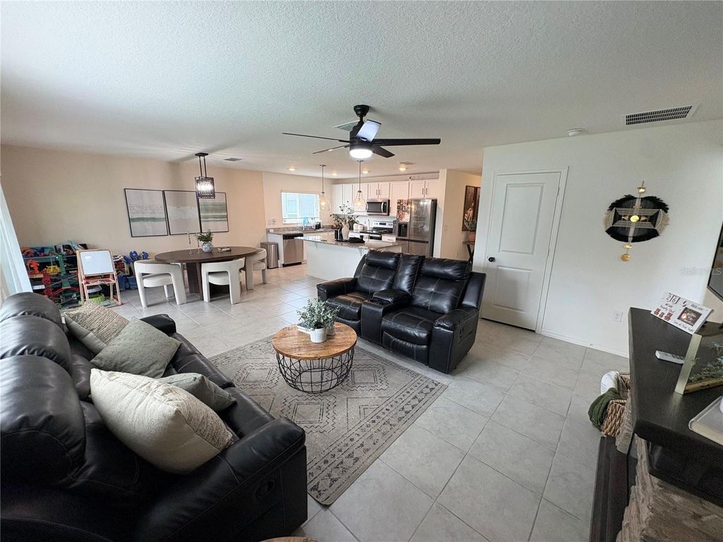 Photo of 433 Summer Grove Lane, Haines City, FL 33844 (MLS # S5146265)