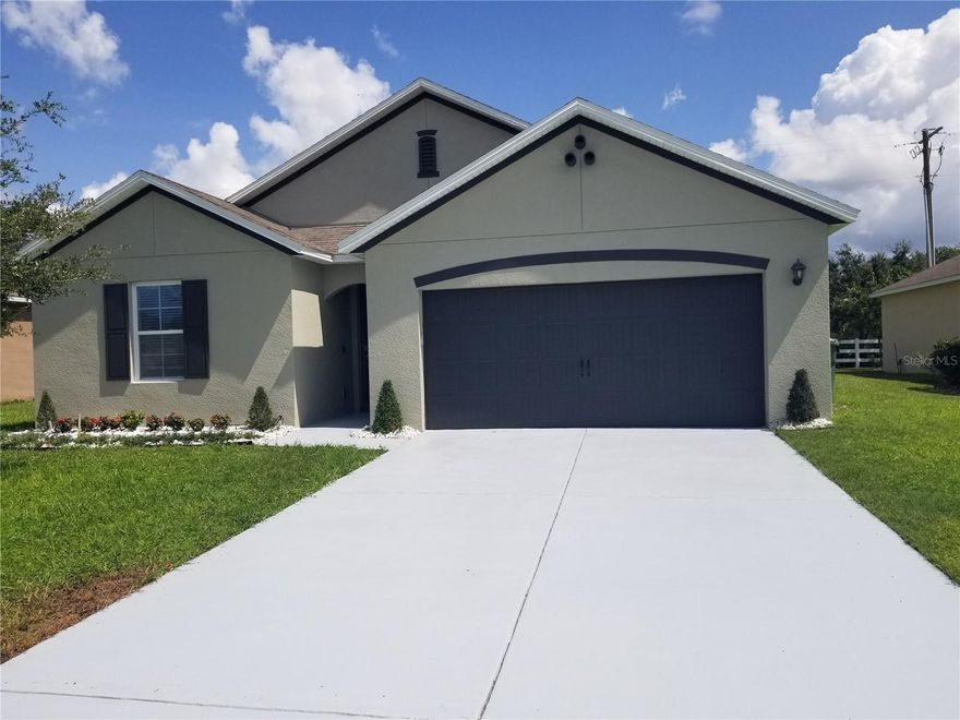 Beautiful 4 Bedroom 2 Bath home. Property is in close proximity to downtown Winter Haven near legoLand and major tourist attractions. Do not miss your opportunity to live a dream. Property is well maintained, open concept, living room, dining and kitchen is open for family   enjoyment. A must see!!! will not last. Make offer. Price Reduced for Quick Sale.