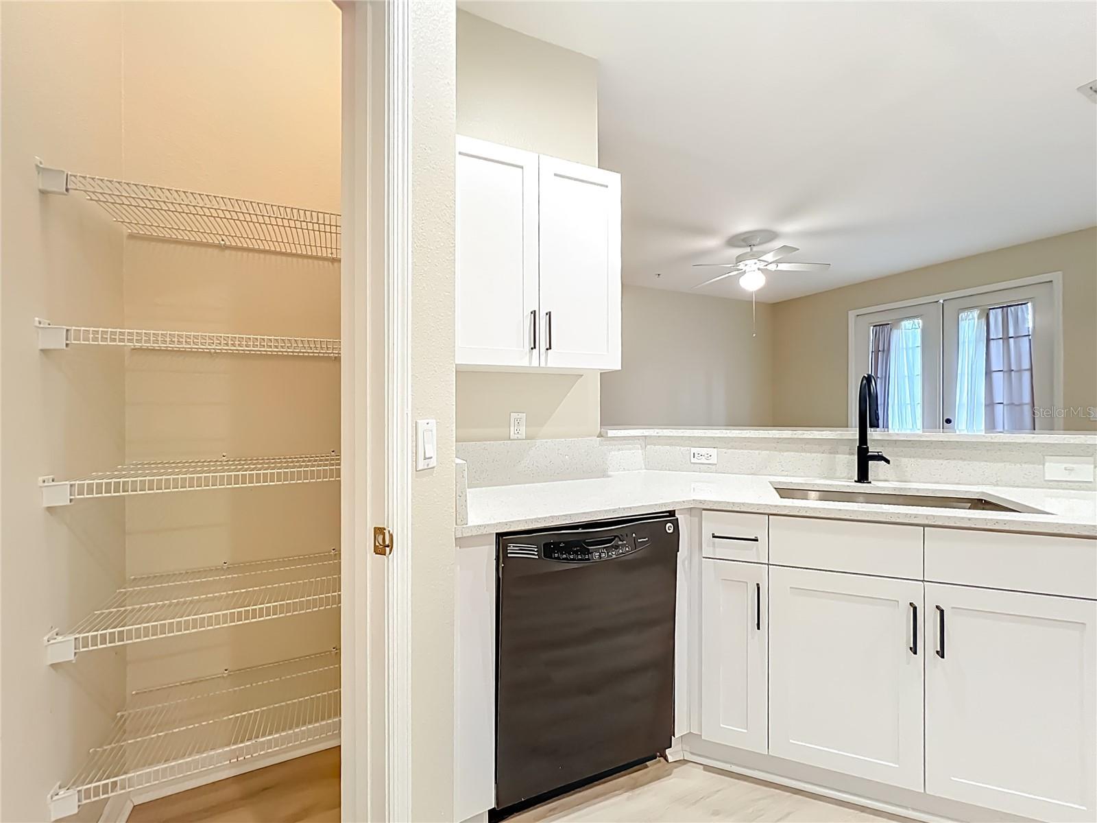 BARCLAY RESERVE TWNHMS - Residential