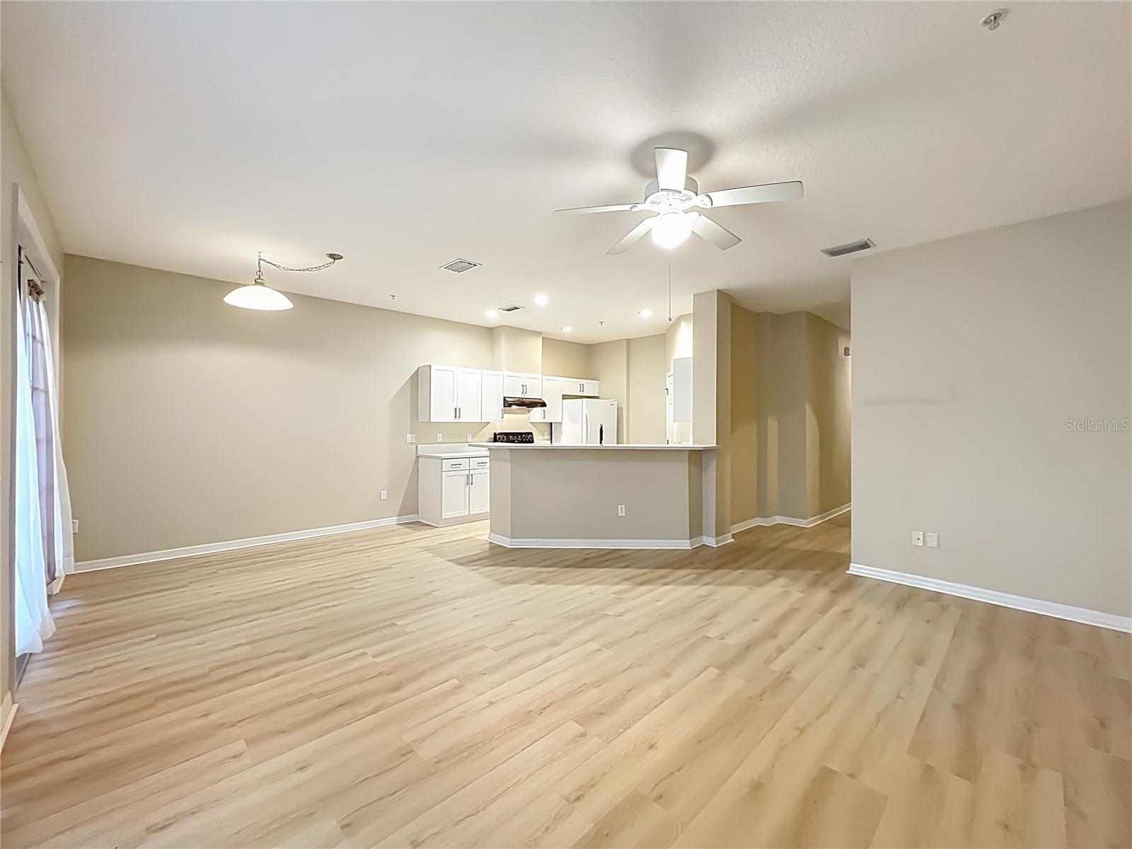 BARCLAY RESERVE TWNHMS - Residential