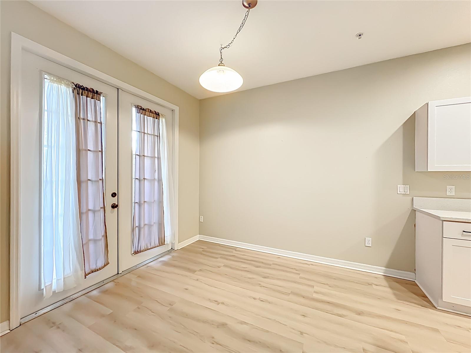 BARCLAY RESERVE TWNHMS - Residential