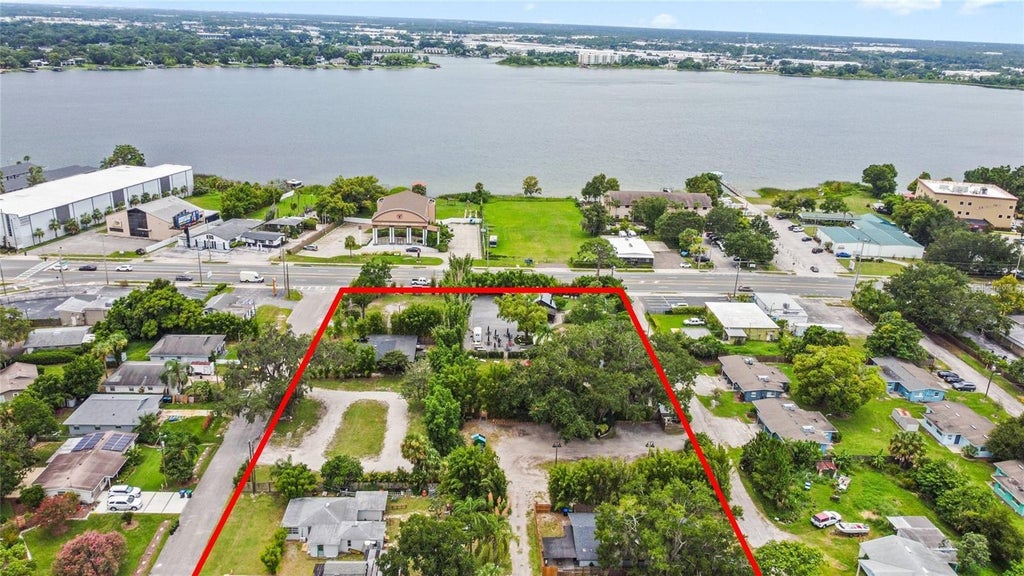 Photo of 4421 Edgewater Drive, Orlando, FL 32804 (MLS # O6428474)