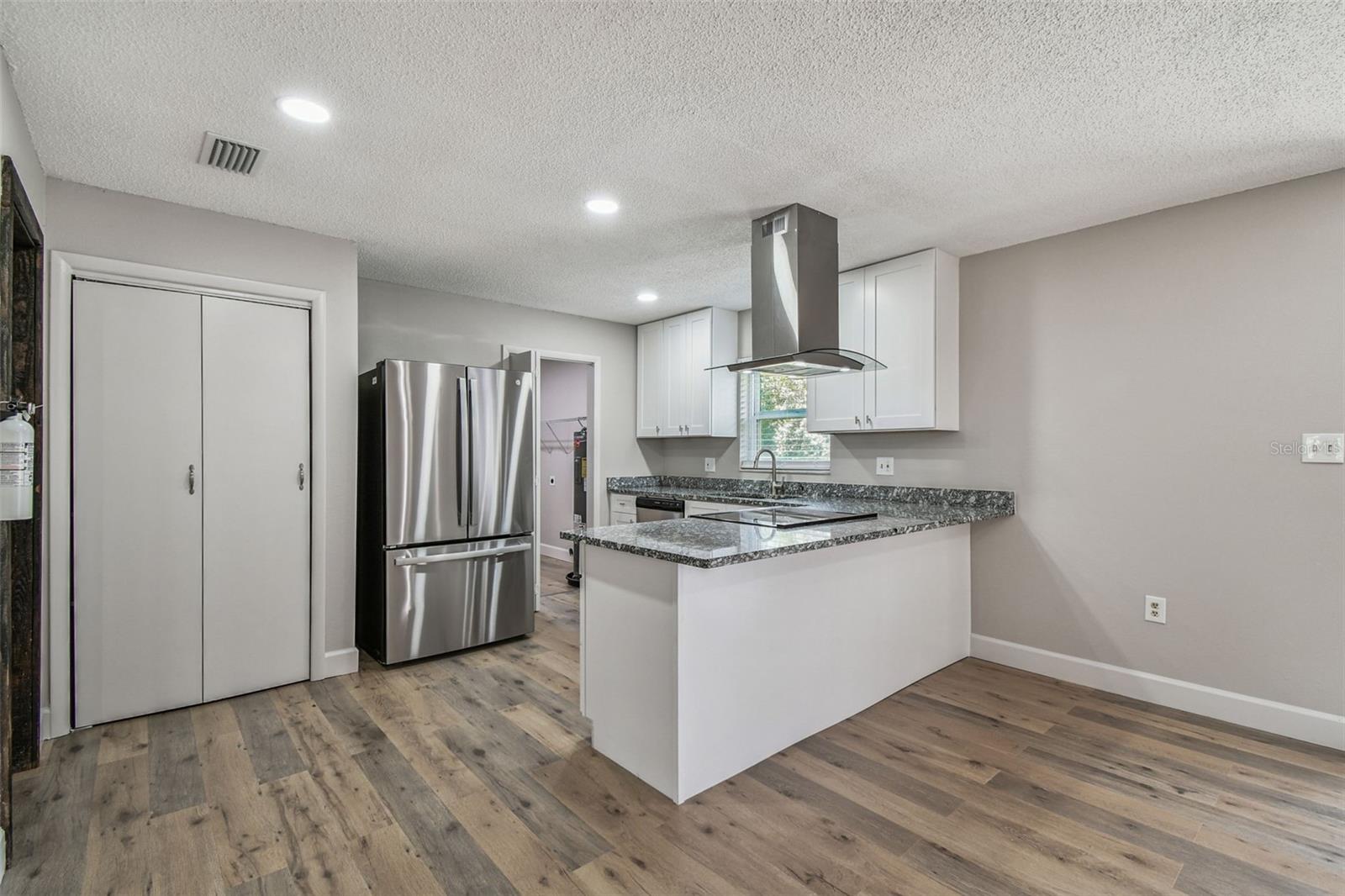 WALKER'S RANCH ESTATES - Residential Lease