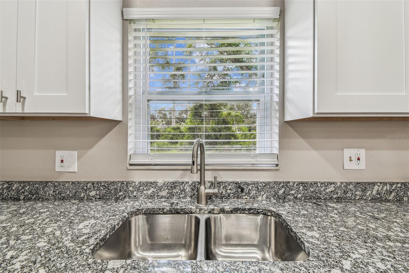 WALKER'S RANCH ESTATES - Residential Lease