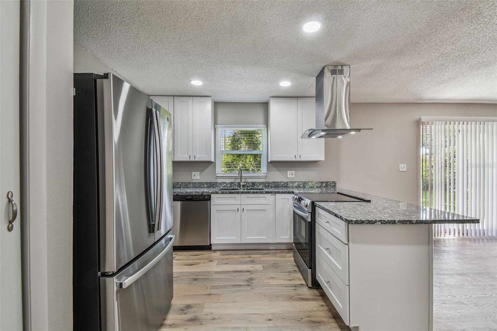 WALKER'S RANCH ESTATES - Residential Lease