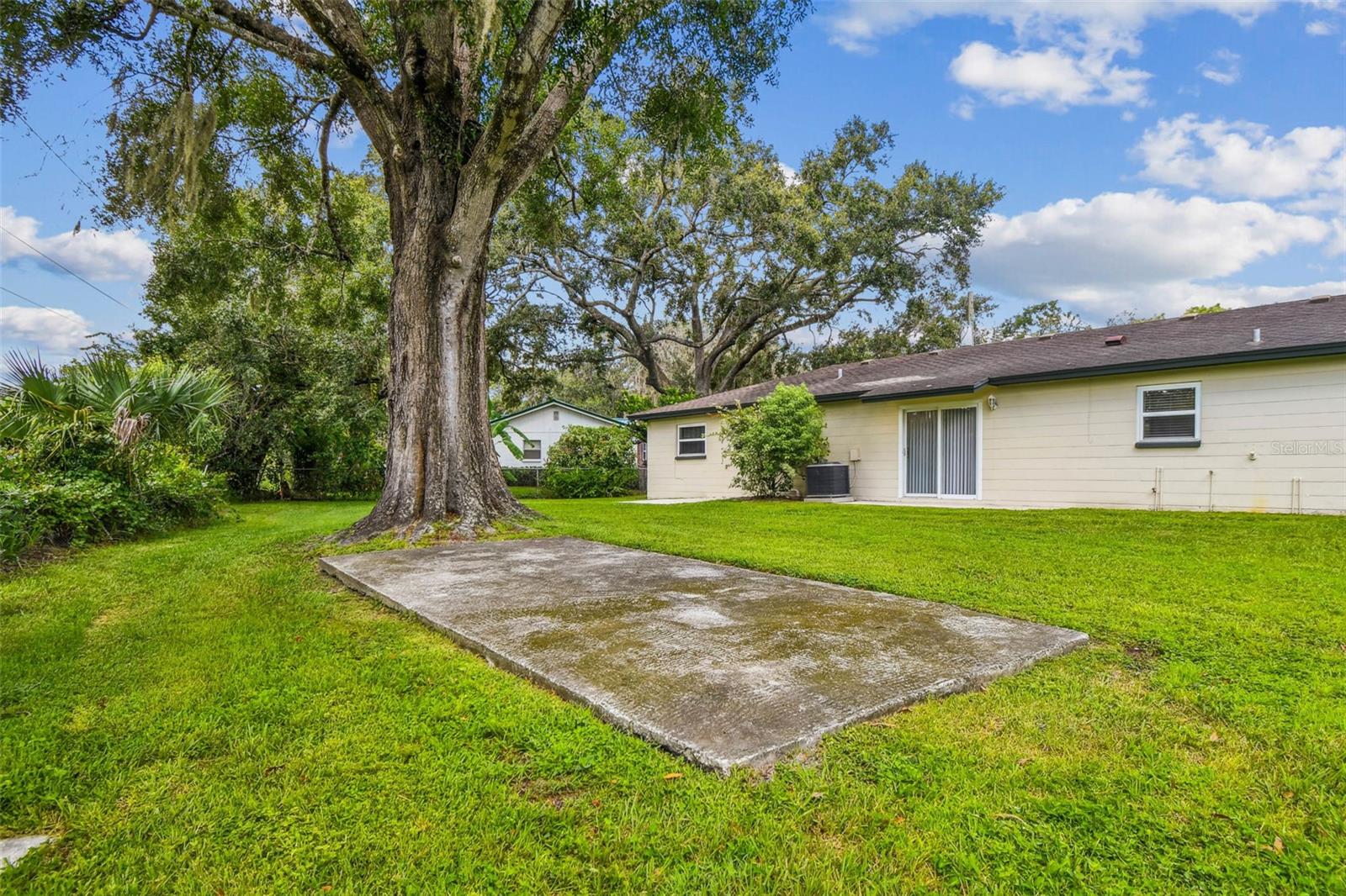 WALKER'S RANCH ESTATES - Residential Lease