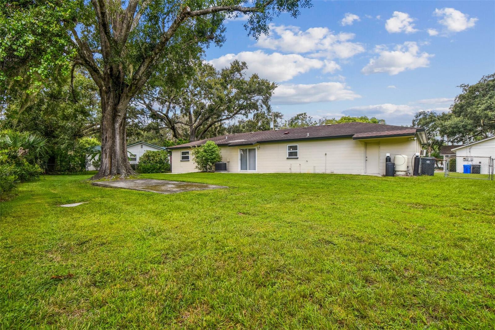 WALKER'S RANCH ESTATES - Residential Lease