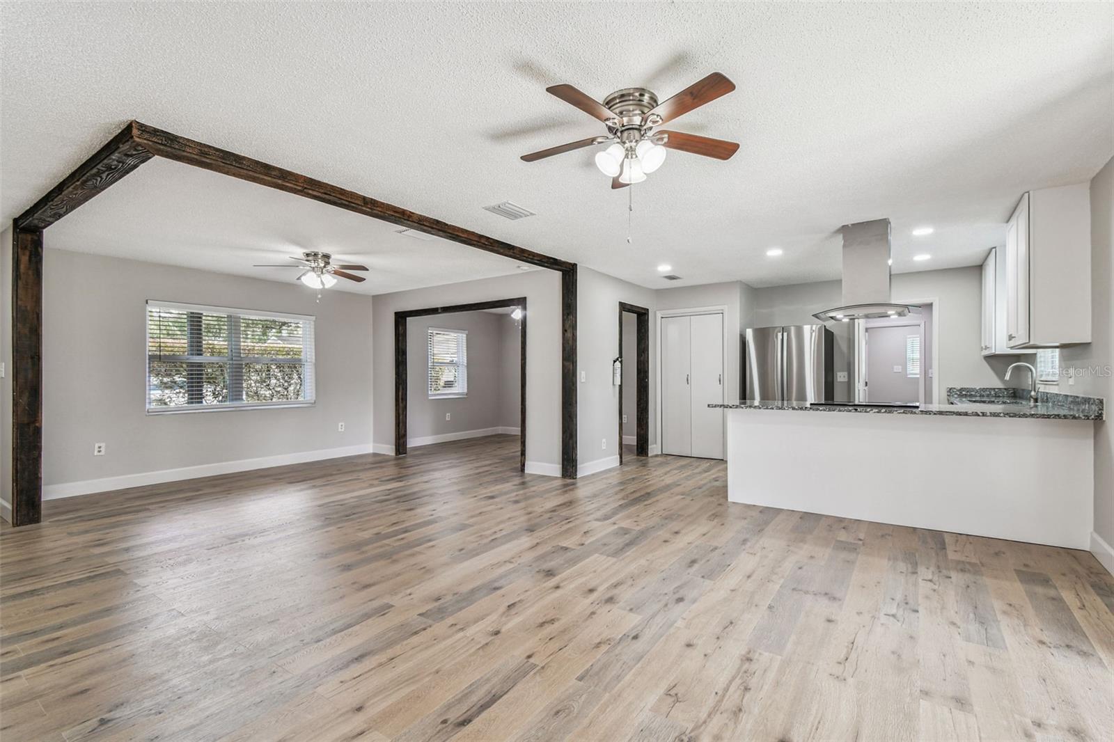 WALKER'S RANCH ESTATES - Residential Lease