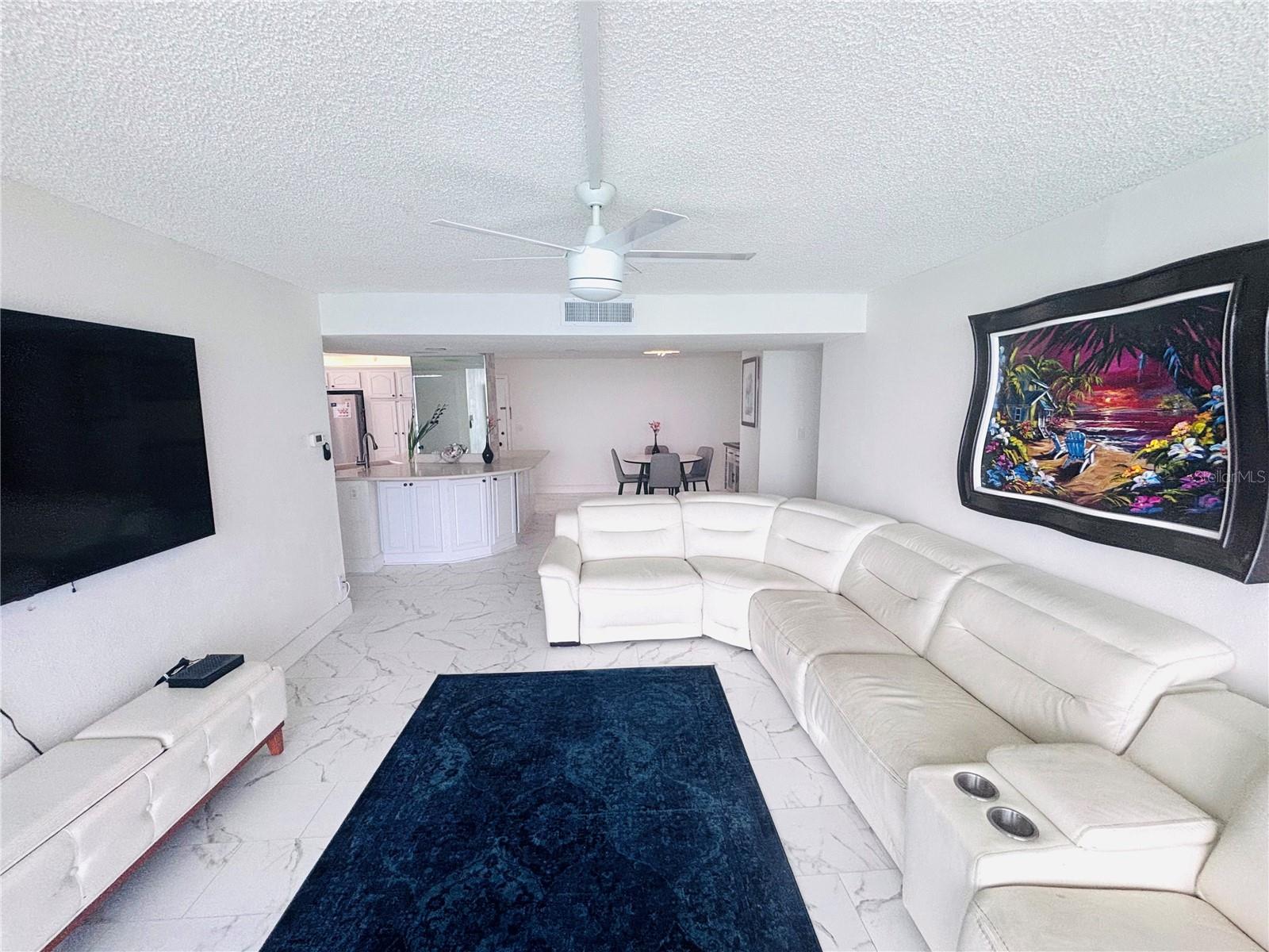 KEY CAPRI CONDO - Residential