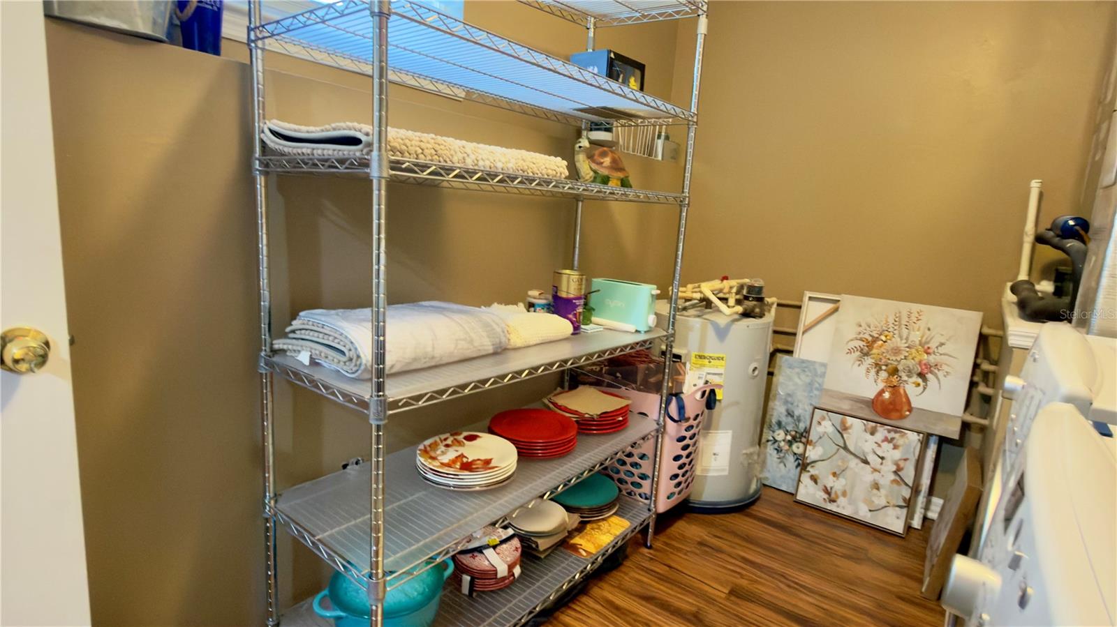 HAMPTONS/METROWEST - Residential